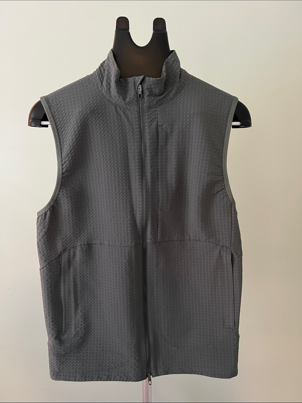 Men's Olive Green Lightweight Quilted Vest - Sleeveless Zip Front